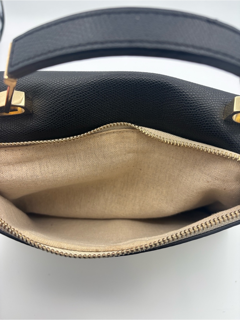 Zara Classic Top-Handle Satchel - Black & Cream (missing crossbody strap) - Picture 9 of 15